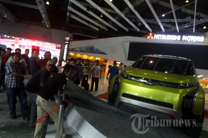 Persiapan Pameran IIMS 2014