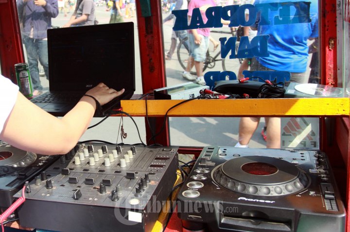 Pedagang Ketoprak Nge DJ