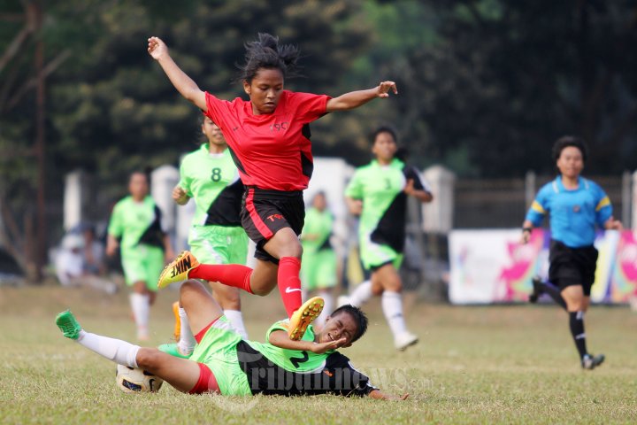 Perebutan Juara 3 Turnamen Pertiwi Cup 2014