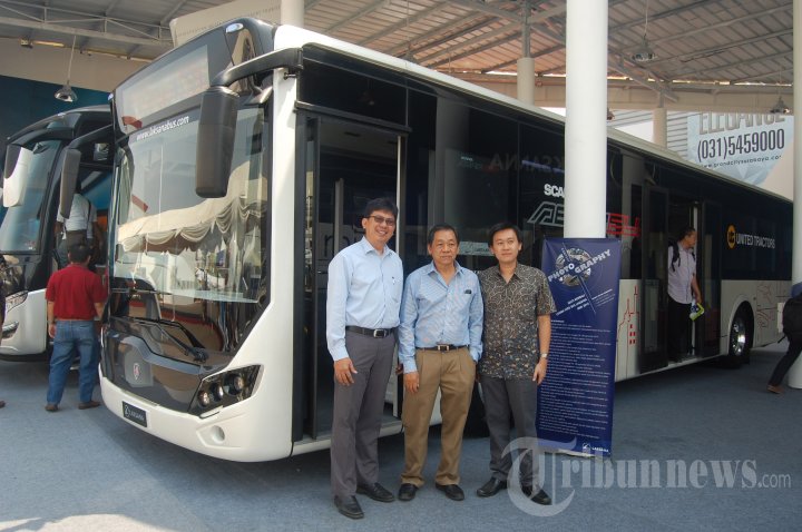 Bus Apron Bandara Scania Aerobus di IIMS 2014