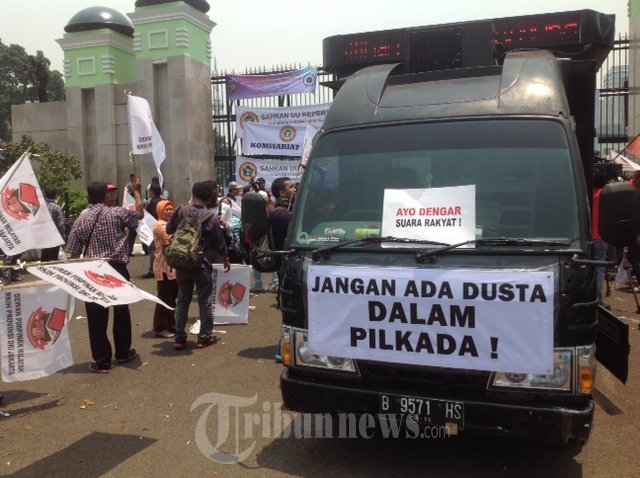 Demo Dukung Pilkada Langsung