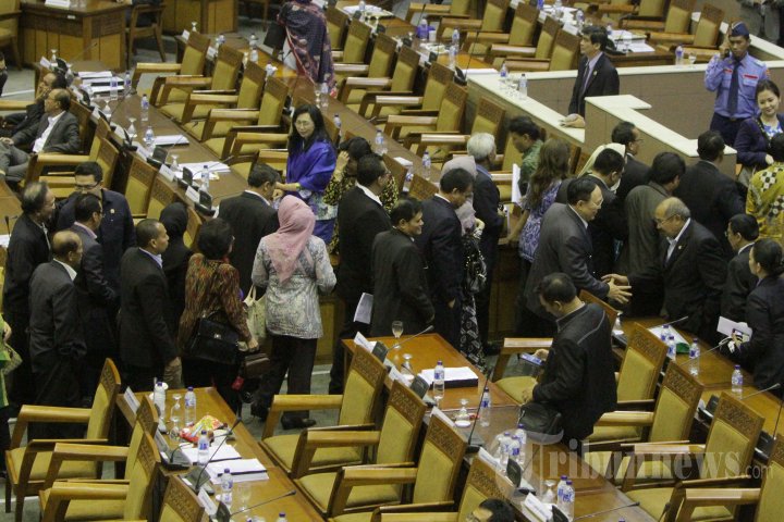 Fraksi Partai Demokrat Walk Out