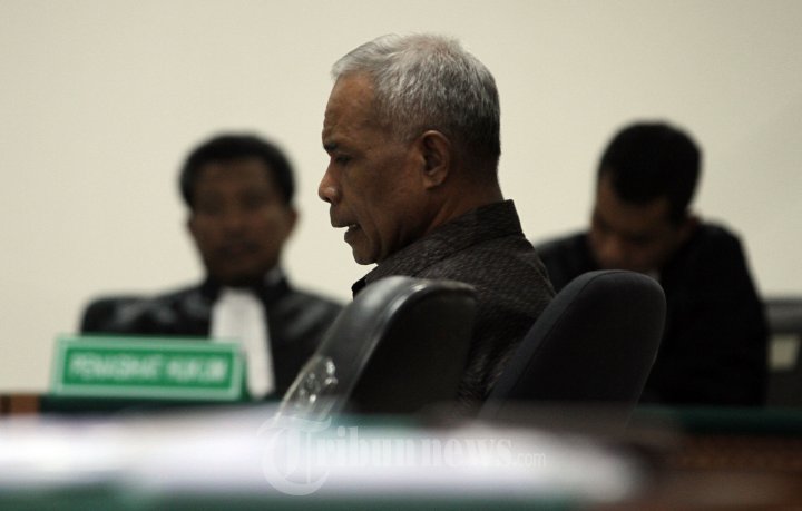 Bupati Biak Dituntut 6 Tahun Penjara