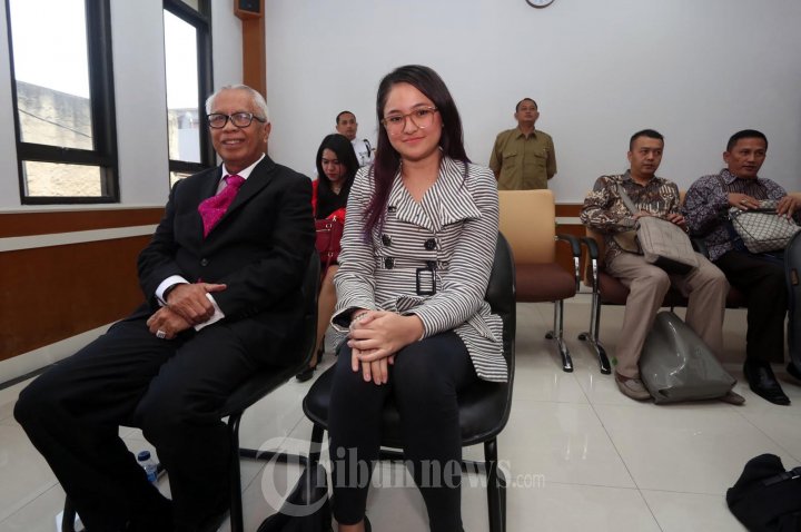 Marshanda Didampingi OC Kaligis Hadir Dipersidangan Perceraianny