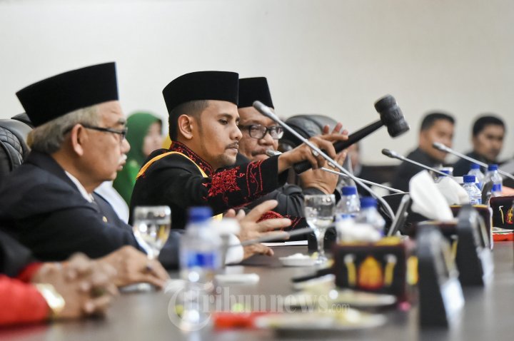 Pelantikan Anggota DPRA