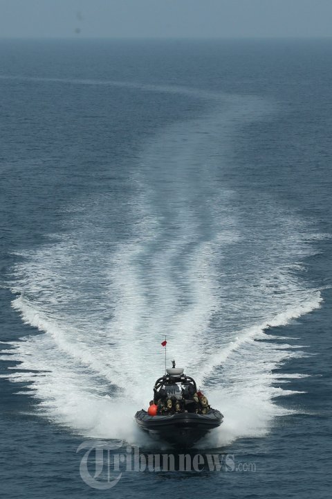TNI AL Menangkap Perompak Kapal MV Shimamura Jepang