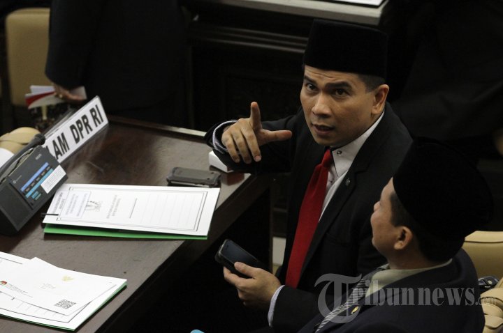 Krisna Mukti Anggota DPR RI Periode 2014-2019