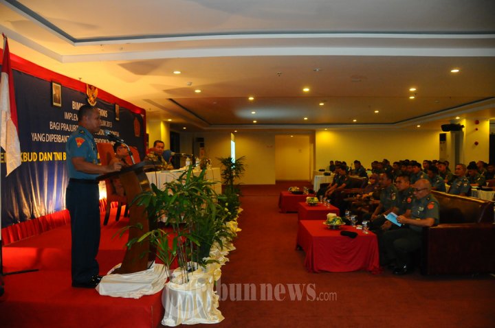 Prajurit TNI Dibekali Pengetahuan Kurikulum 2013
