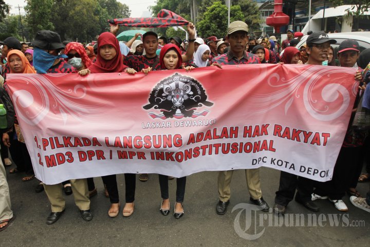 Unjuk Rasa Laskar Dewaruci Ajukan Gugatan UU Pilkada