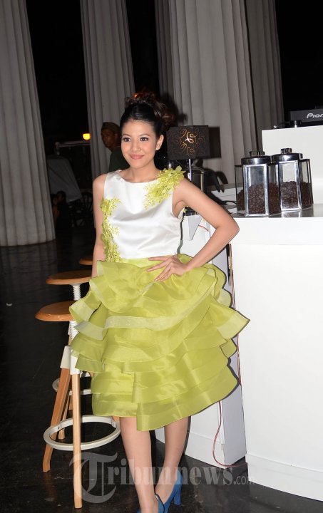 Natasha Rizky Syuting Film Hijab