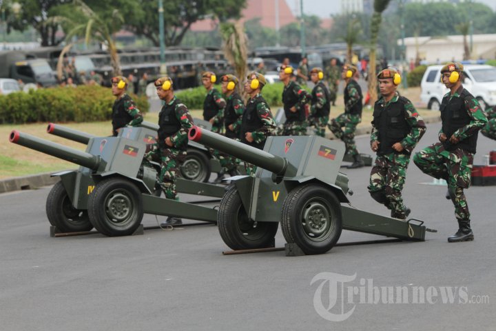 Geladi Bersih Penembakan Kehormatan