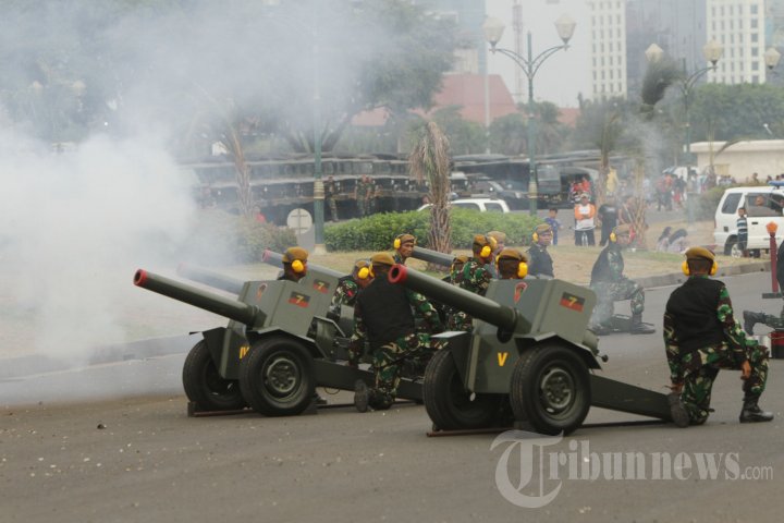 Geladi Bersih Penembakan Kehormatan