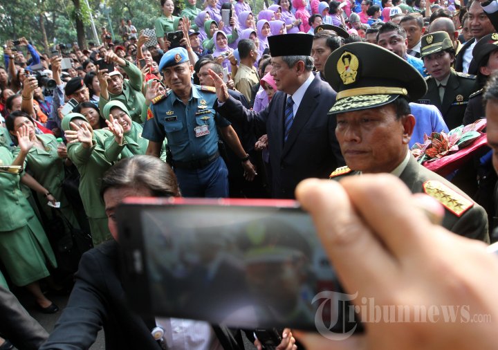 Pisah Sambut SBY-Jokowi
