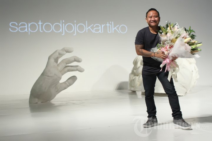 Fashion Show Karya Sapto Djojokartiko