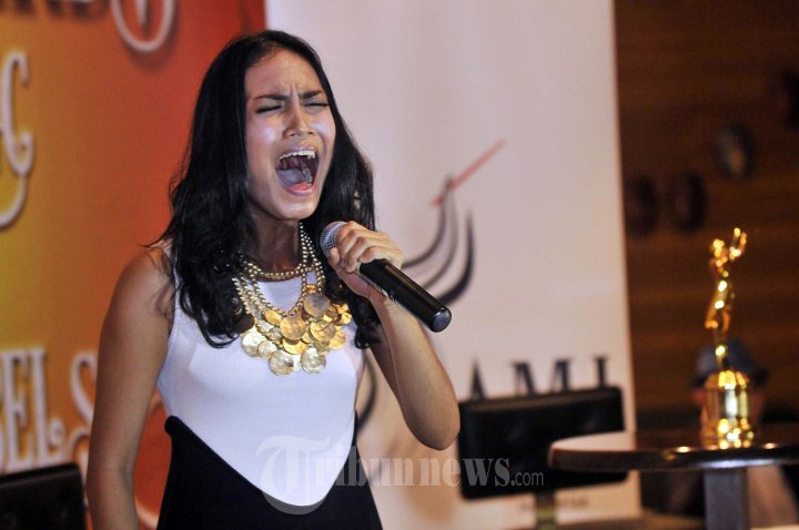 Maria Calista di Gathering AMI Awards 2014