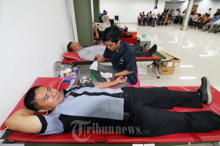 Donor Darah Gramedia Nasional 2014