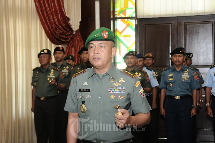 21 Perwira Tinggi TNI Naik Pangkat