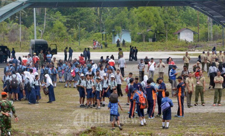 30 Prajurit TNI Latihan Terjun Taktis PPRC TNI Tahun 2015