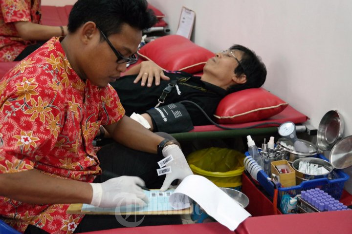 45 Titik Donor Darah Gramedia Nasional 2015