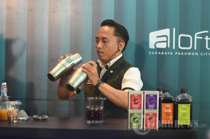 Aksi Bartender di Dilmah Mixology Playoff 2026