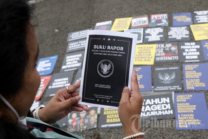 Aksi Kritisi Satu Tahun Pemerintahan Prabowo-Gibran