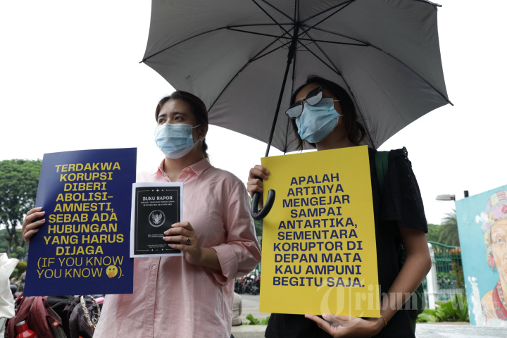 Aksi Kritisi Satu Tahun Pemerintahan Prabowo-Gibran