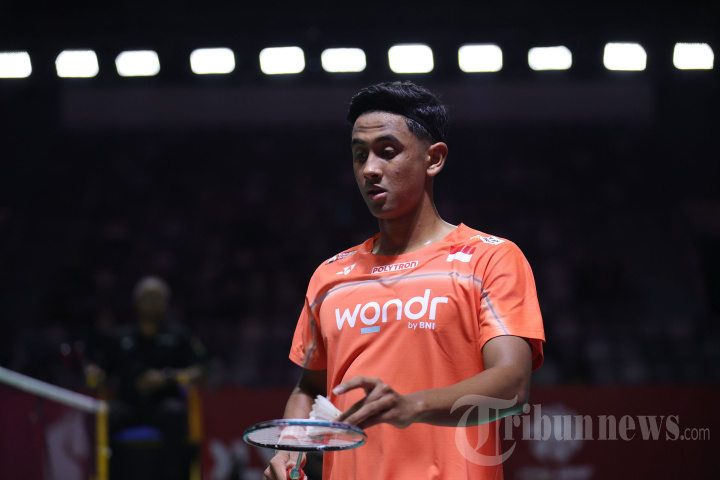 Alwi Farhan Kalahkan Tunggal India 2 Set Langsung