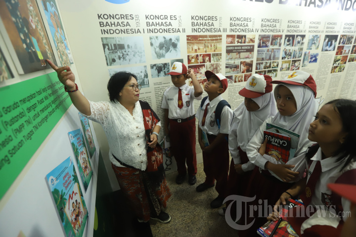 Antusias Siswa SD Hadiri Bulan Bahasa