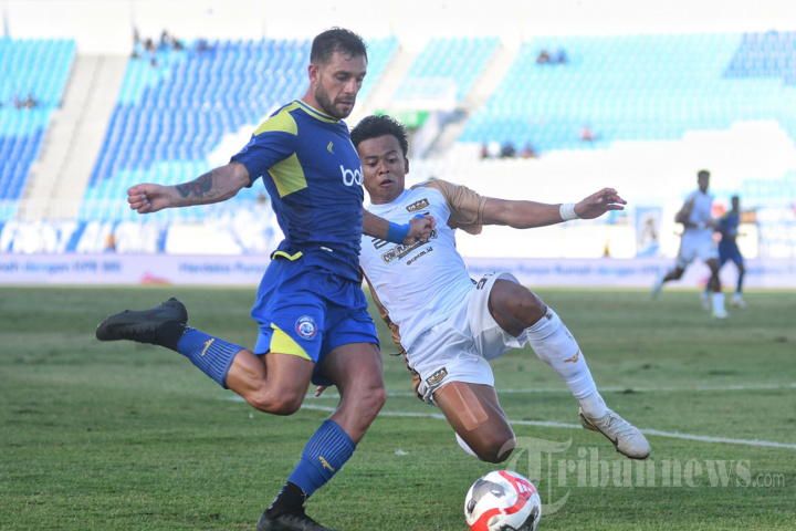 Arema FC Kalah di Kandang dari Dewa United