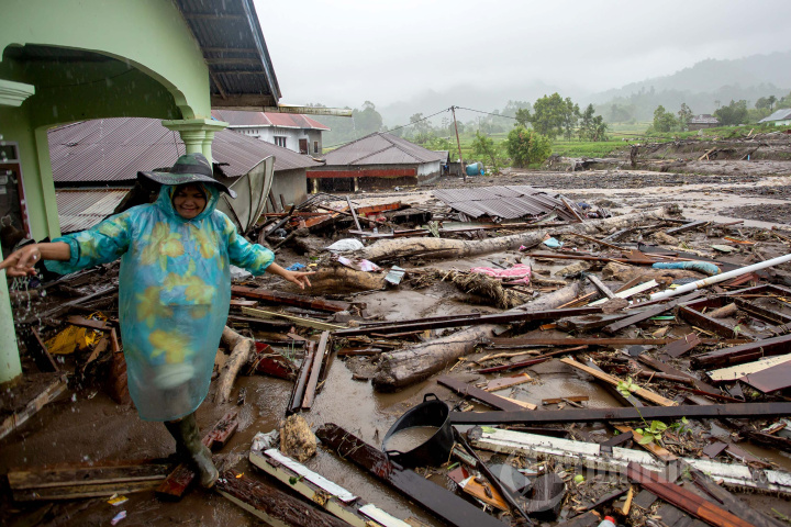 Banjir dan Longsor Kepung Aceh, Sumut Hingga Sumbar