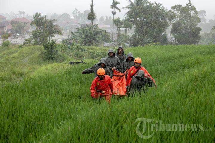 Banjir dan Longsor Kepung Aceh, Sumut Hingga Sumbar