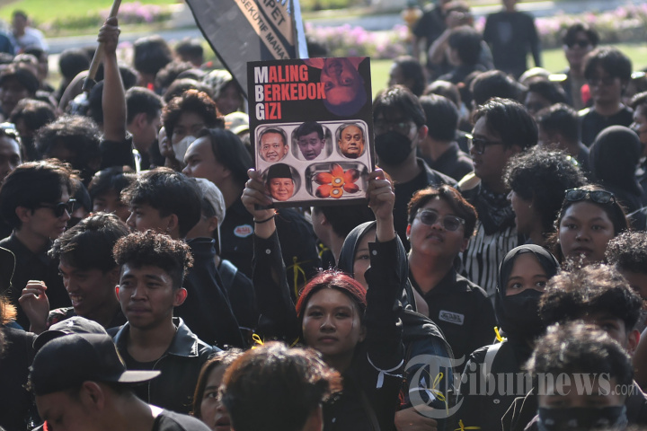 Demo Mahasiswa Malang Tuntut Perbaikan Ekonomi