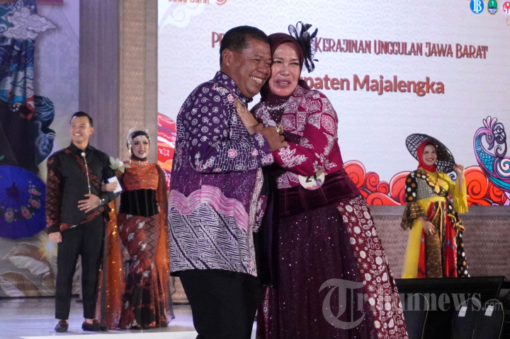 Fashion Show Peragaan Produk Kerajinan Unggulan Jawa Barat