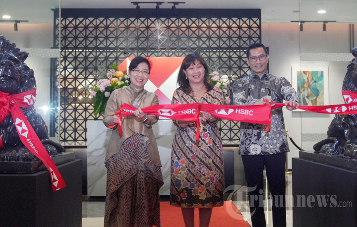 HSBC Resmikan Wealth Center dengan Konsep Beyond Banking