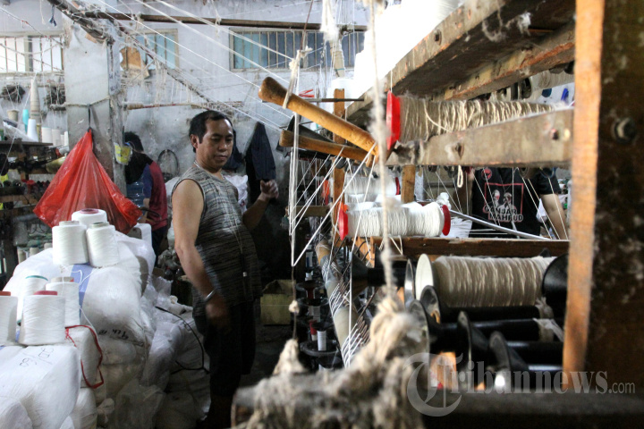 Harga-Tekstil-Terancam-Dampak-Konflik-Timteng_20260415_204421.jpg