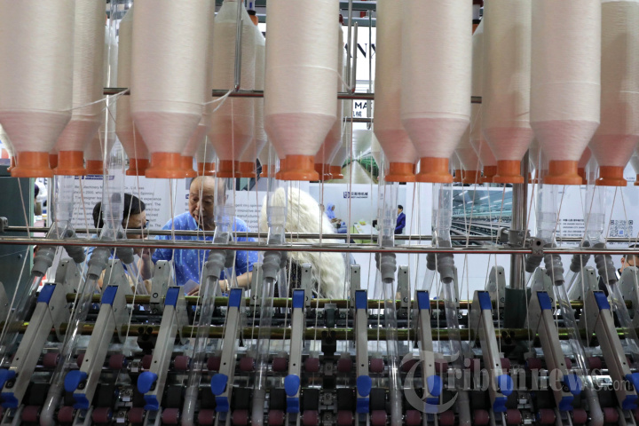 Industri-Tekstil-Memasuki-Fase-Kebangkitan_20260417_191224.jpg