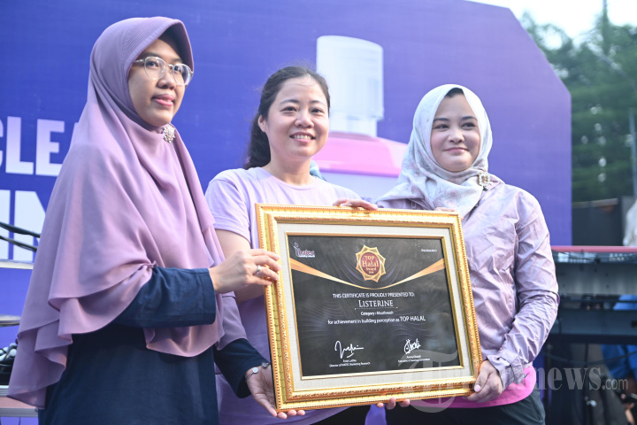 Kampanye Complete the Clean with LISTERINE