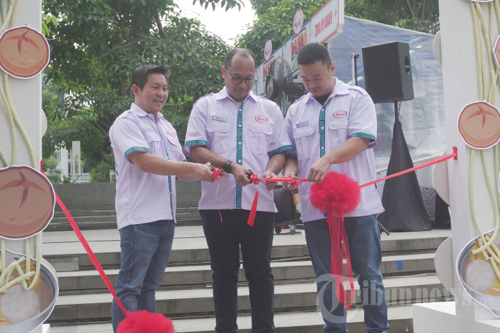 Keseruan Sasa Bakso Vaganza