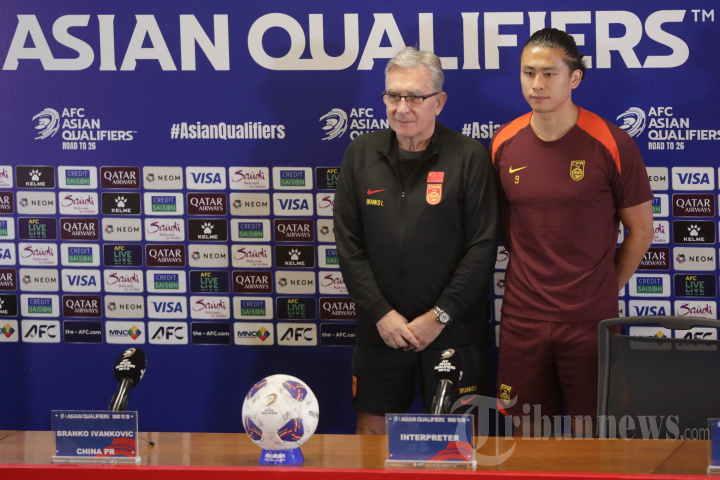 Konferensi Pers Timnas China