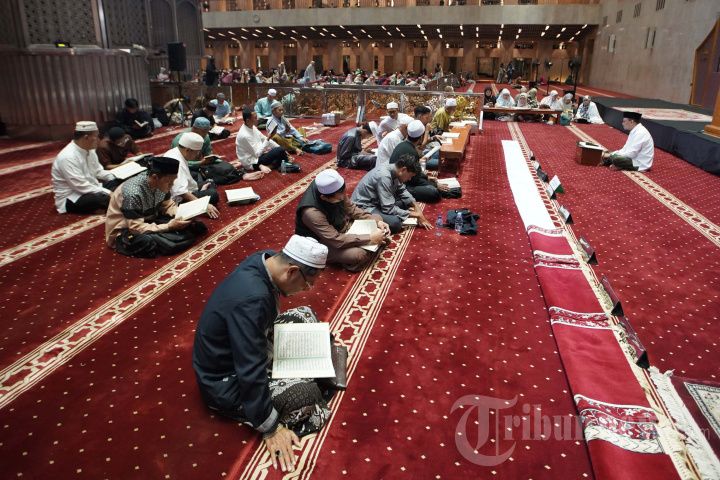 Menjemput Malam Lailatulqadar di Masjid Istiqlal