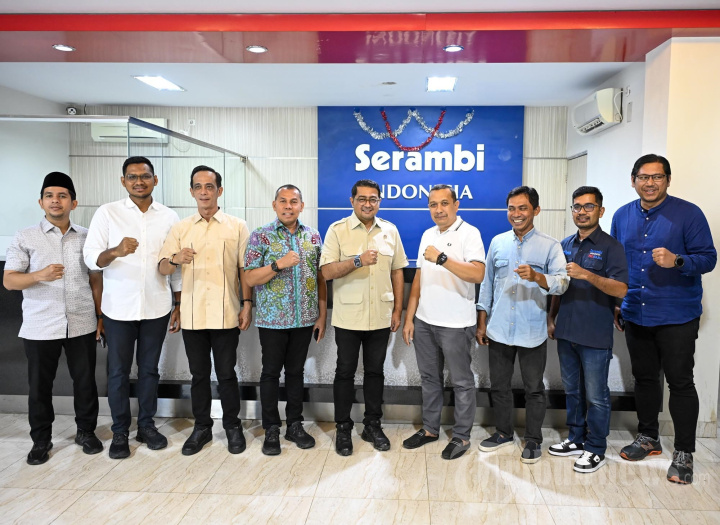 Menteri Ekonomi Kreatif Teuku Riefky Harsya Kunjungi Serambi Indonesia