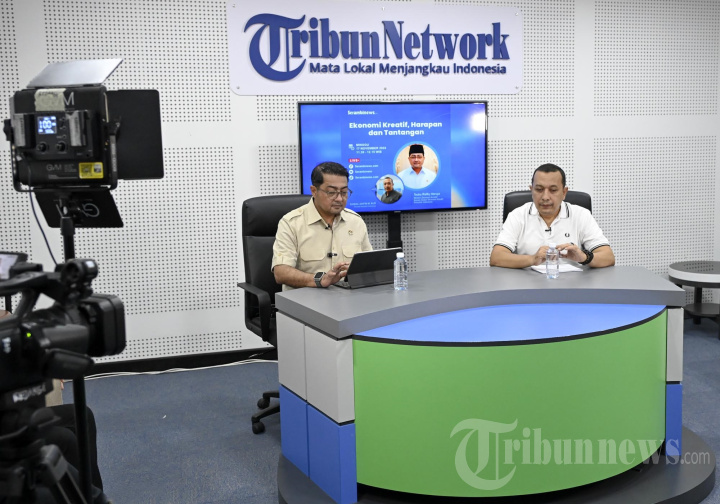 Menteri Ekonomi Kreatif Teuku Riefky Harsya Kunjungi Serambi Indonesia