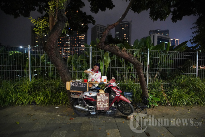 Meracik Harapan di Balik Secangkir Kopi
