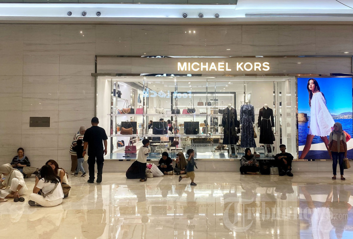 Midnight Sale di Mall Kota Kasablanka