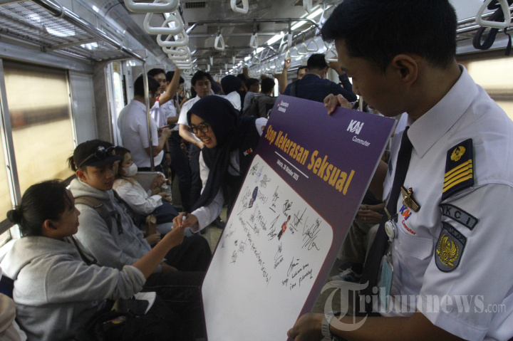 Milenial KAI Commuter Sosialisasi Anti Pelecehan dan Kegiatan TJ