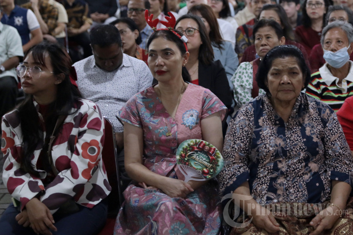 Misa Malam Natal di Gereja Katedral
