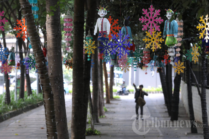 Ornamen-Bernuansa-Betawi-Jelang-HUT-ke-499-Jakarta_20260616_192800.jpg