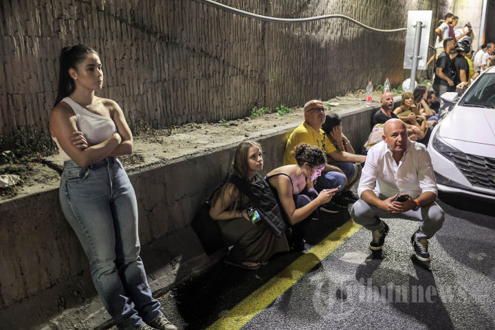 Paniknya Warga Israel saat Digempur Ratusan Rudal Balistik Iran