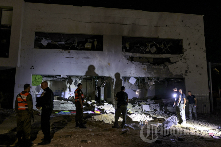 Paniknya Warga Israel saat Digempur Ratusan Rudal Balistik Iran