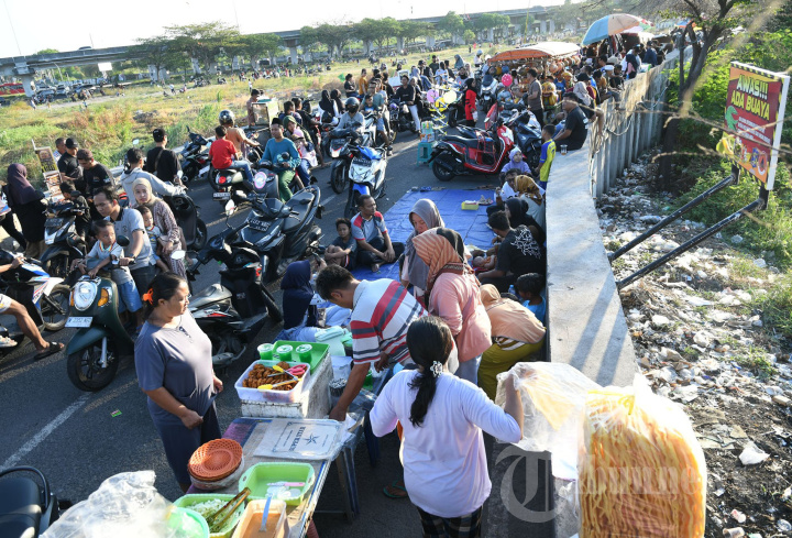 Papan Peringatan Buaya Bikin Warga Penasaran